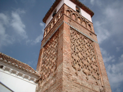 <font size="16"><b>Alminar</b></font>
EL Alminar es de ladrillo rojo y fue construido en el siglo XIII<br>
<b>Meta Data</b><br><b>Apertura</b> F 9.5<br><b>Camara</b> FinePixA101<br><b>Fecha / hora</b> 18 abril, 2001 8:31 pm<br><b>Distancia Focal</b> 5.8 mm<br><b>ISO</b> 125<br><b>Image Width</b> 1280<br><b>Image Height</b> 960<br>
<b>EXIF Data</b><br><b>Apertura</b> F 9.5<br><b>Fecha / hora</b> 18 abril, 2001 8:31 pm<br><b>Distancia Focal</b> 5.8 mm<br><b>ISO</b> 125<br><b>Camara</b> FinePixA101<br><b>Hecho</b> FUJIFILM<br><b>Orientation</b> 1<br>